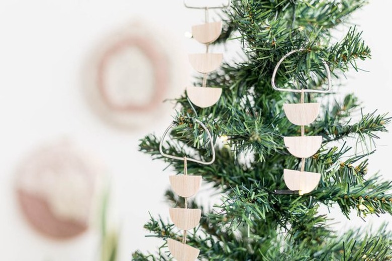 simple wooden ornaments with metal ring for hanging