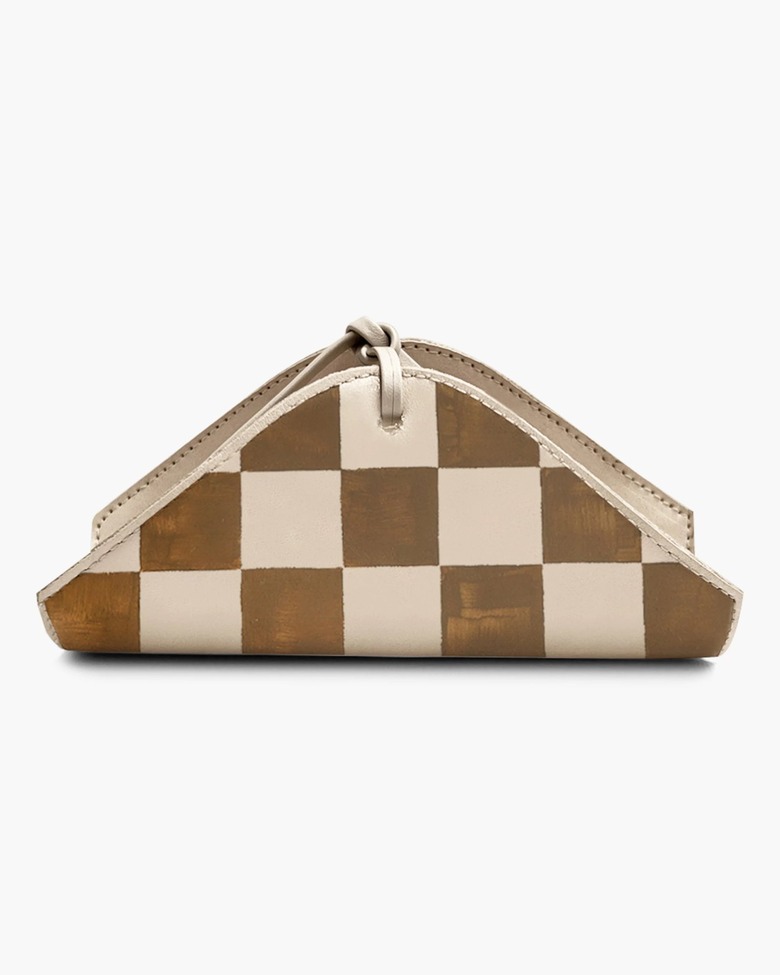 Checkerboard napkin holder