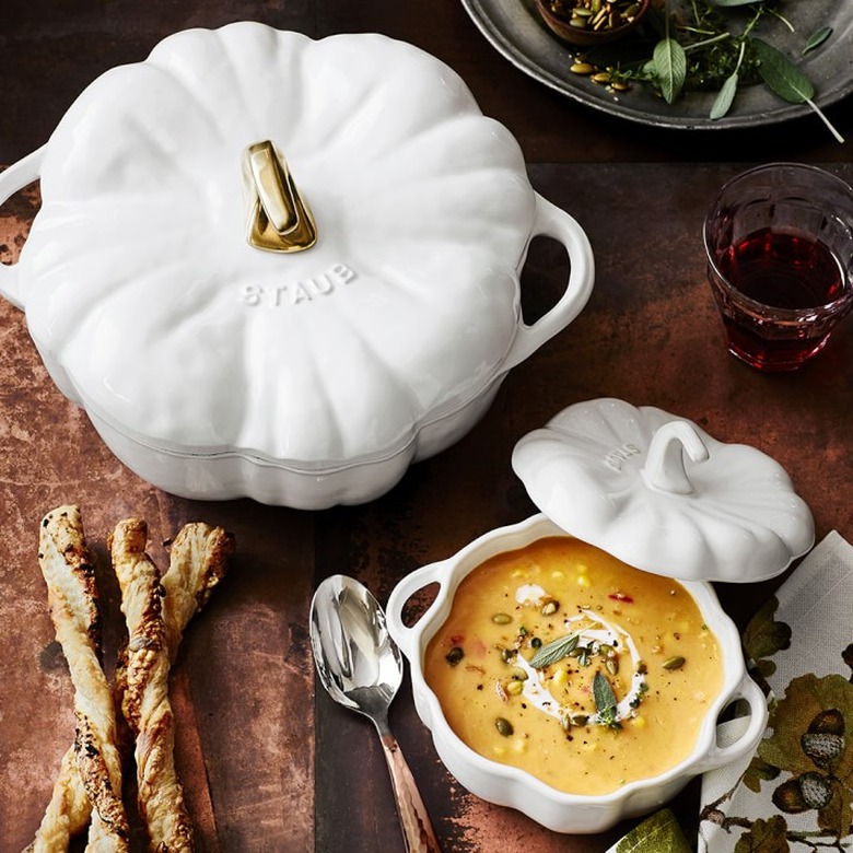 white pumpkin-shaped ceramic bakeware