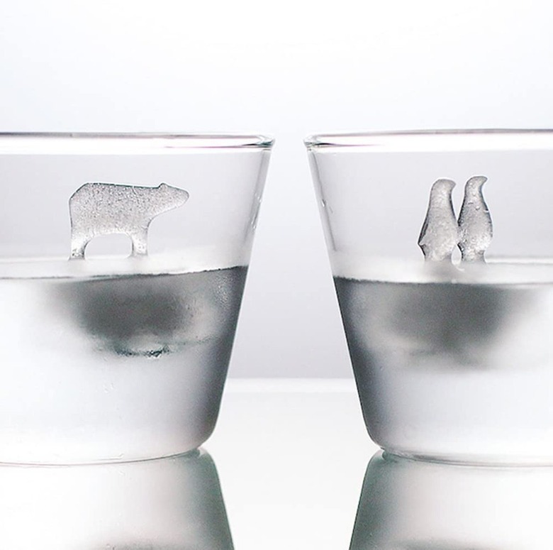 Animal ice cubes