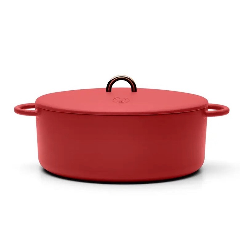 red dutch oven
