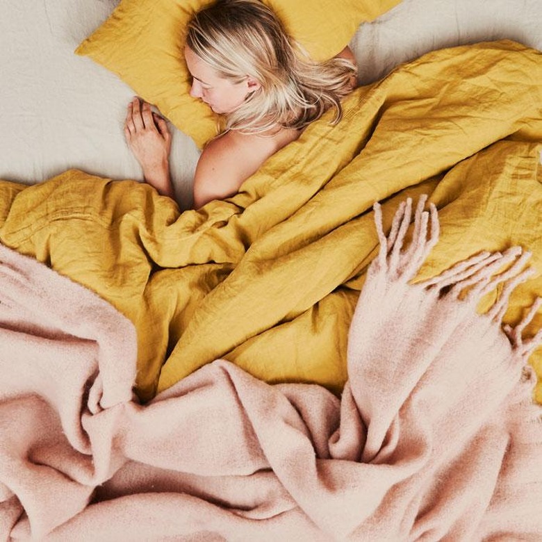 Hawkins New York Simple Linen Bedding