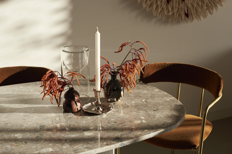 round marble dining table