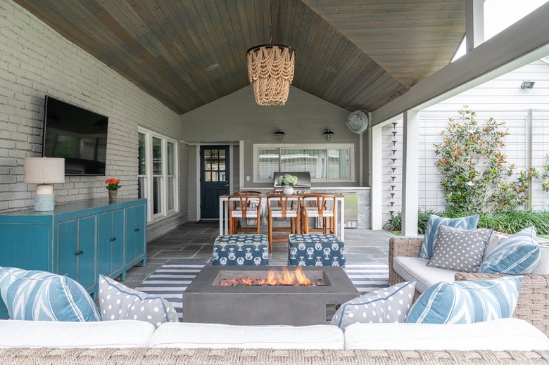 Patio layouts with firepit and grill