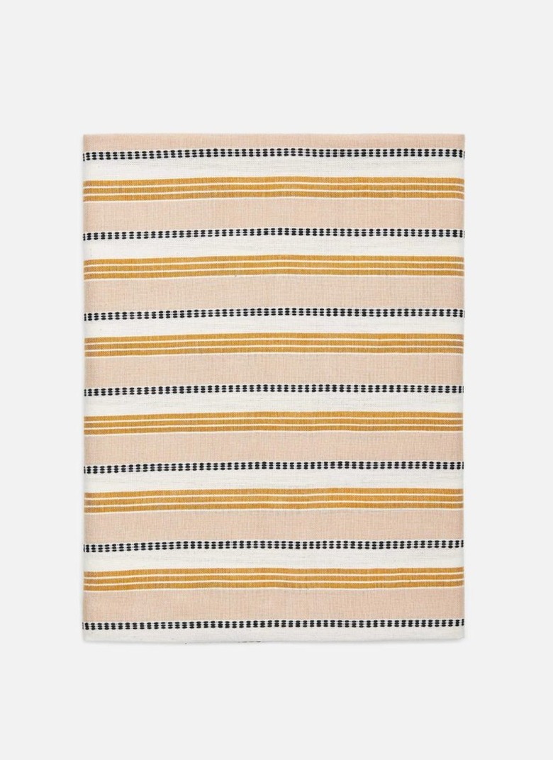 photo-worthy tablescape