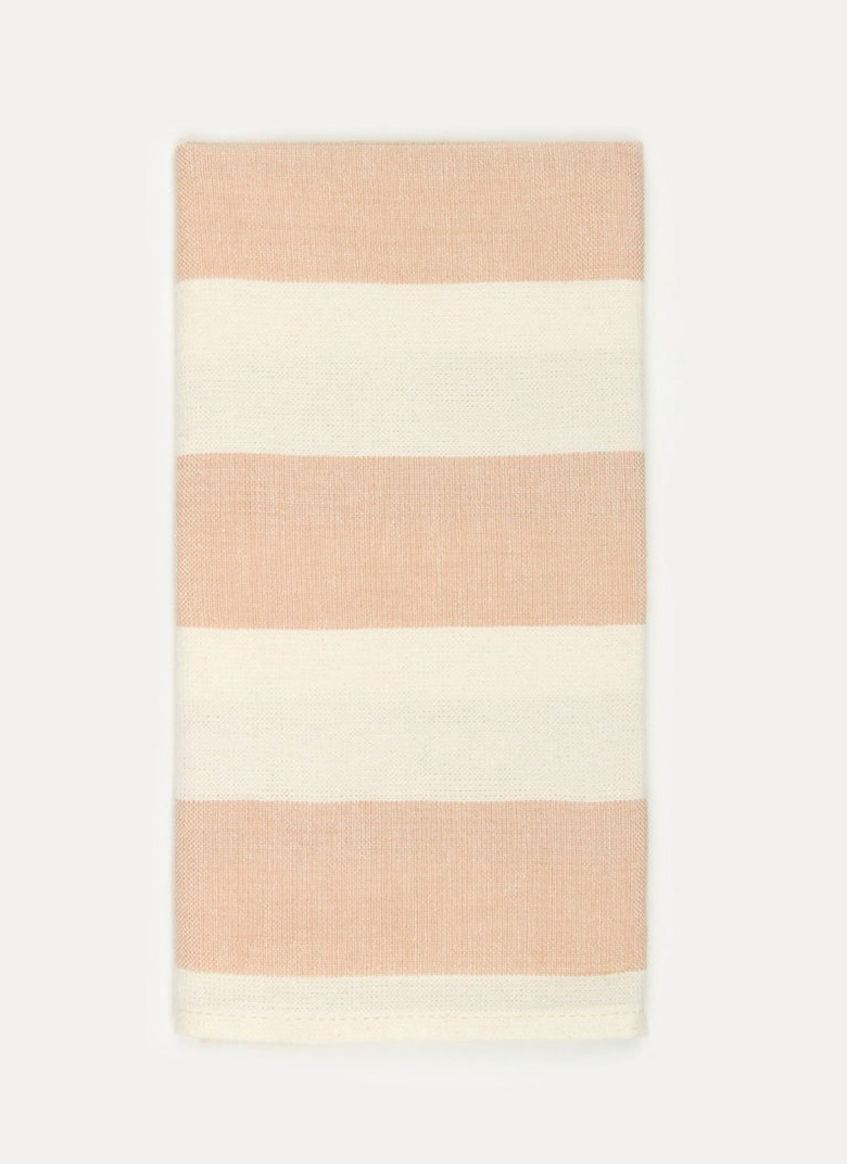 photo-worthy tablescape