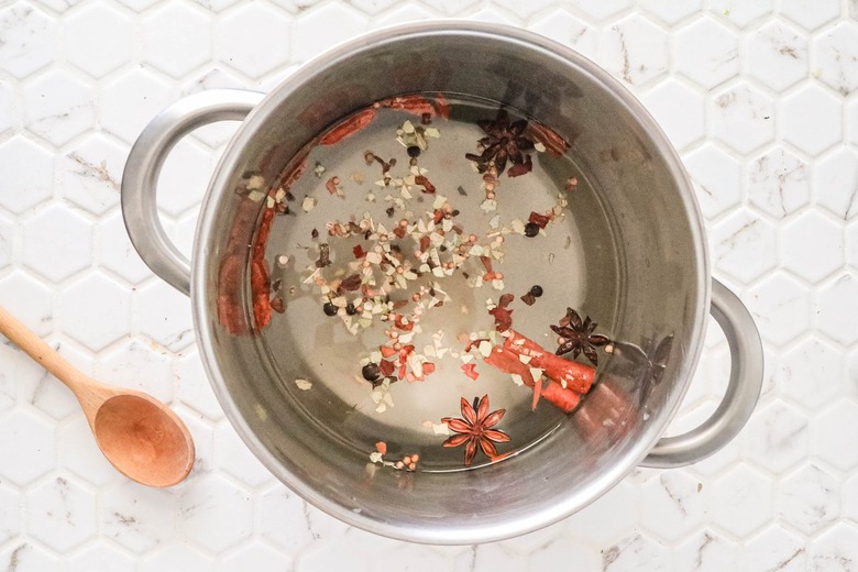 Boil brine for watermelon rind