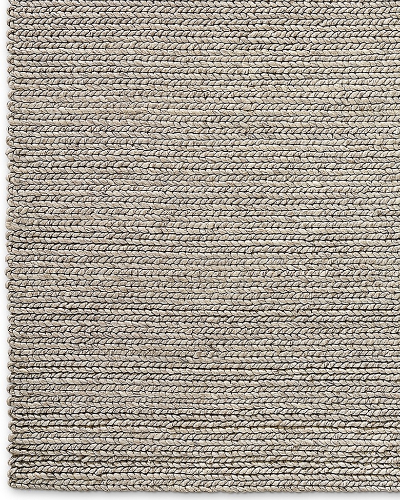 Area rug in a natural material