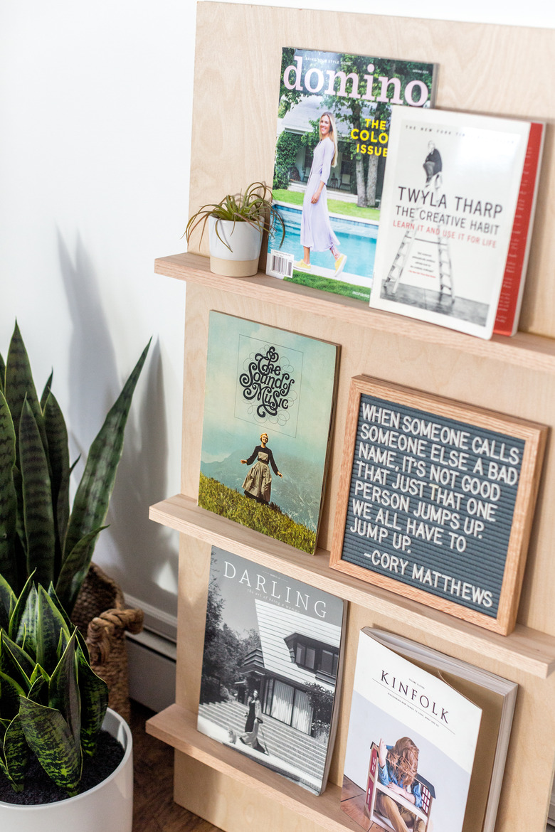 Plywood Standing Magazine Rack - DIY