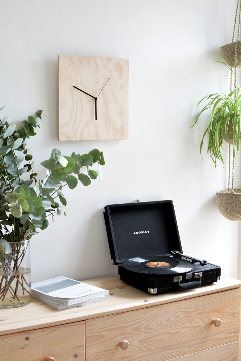 Plywood clock - DIY
