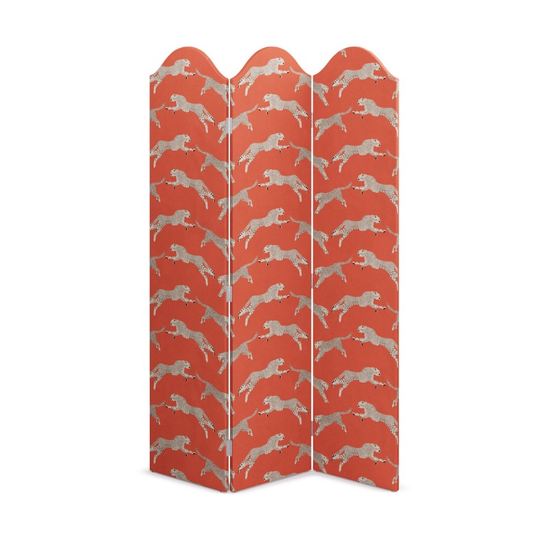 Scalloped screen with zebra print