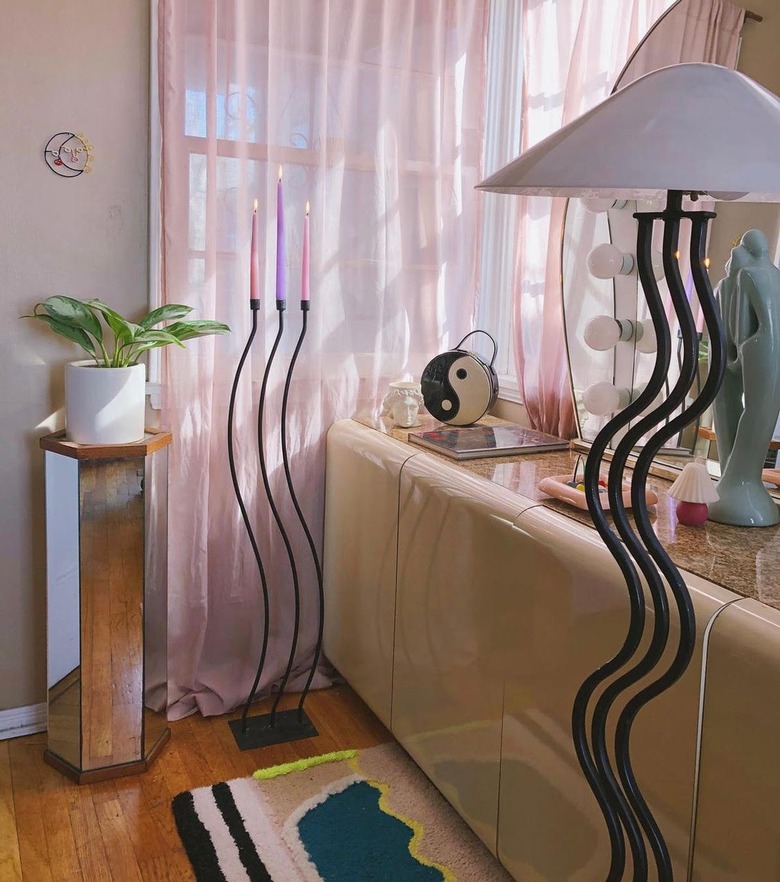 resident objects squiggly lamprere