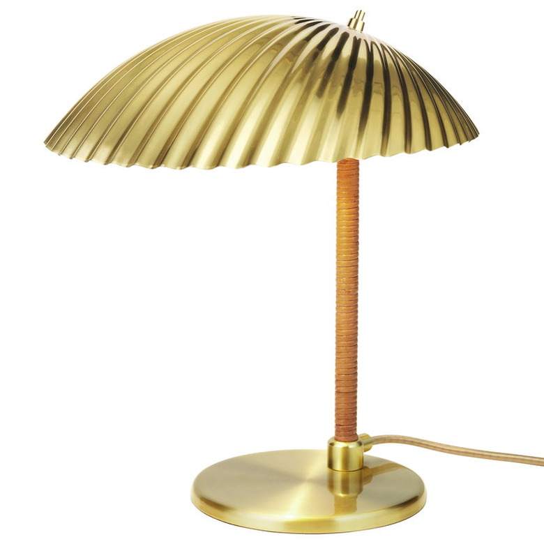 Gubi Shell Lamp