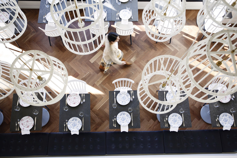 Bateau light fixtures from above.