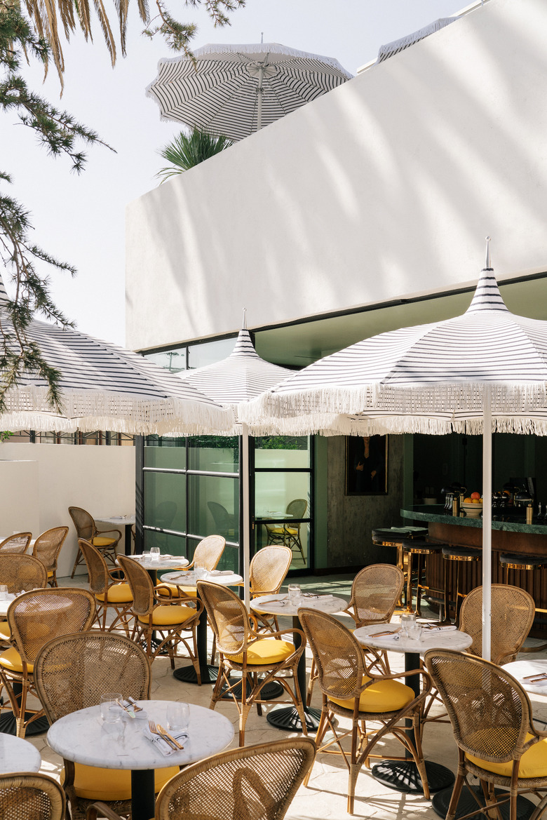 Marco Polo Trattoria patio