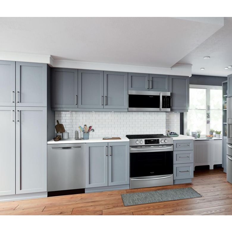 Stainless Steel Gas Stovee with microwave above