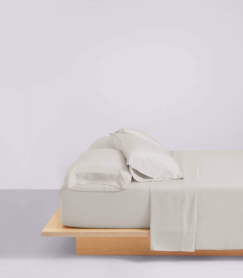 bed with eucalyptus sheets