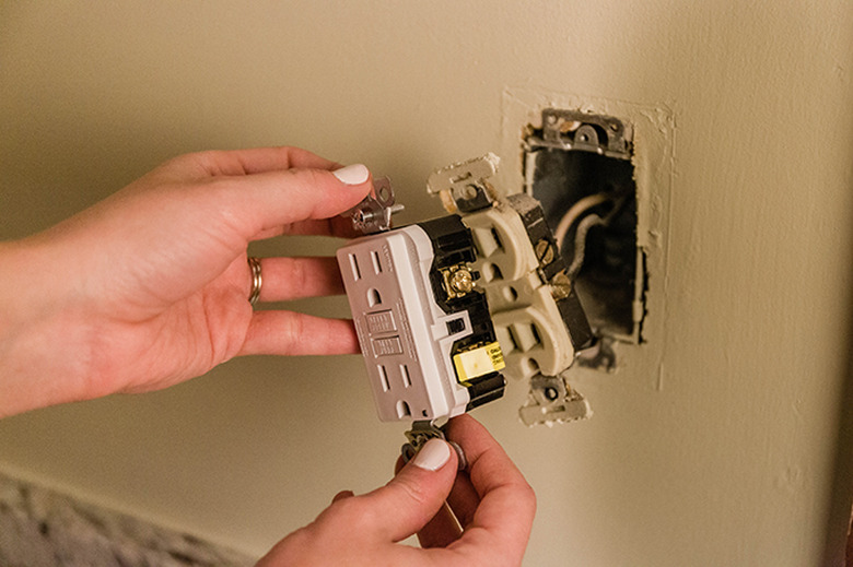 Compare the new outlet to the old one