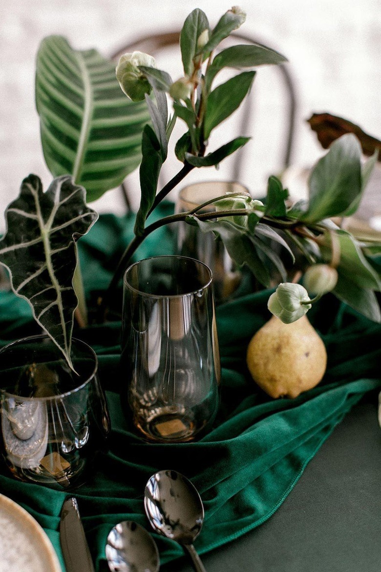 Forest green tablescape