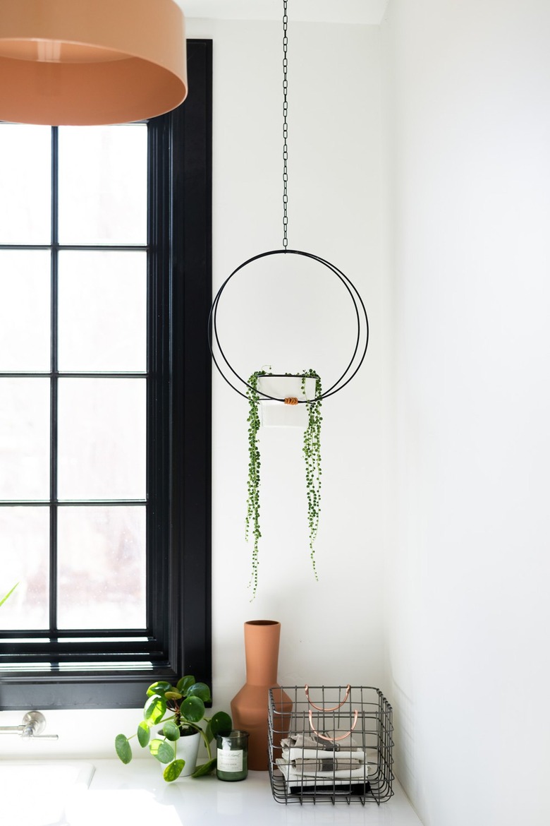 DIY Hanging Hoop Planter