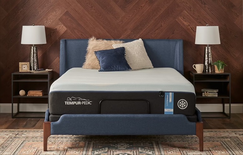 Tempur-Pedic TEMPUR-Breeze Mattress in LUXEbreeze