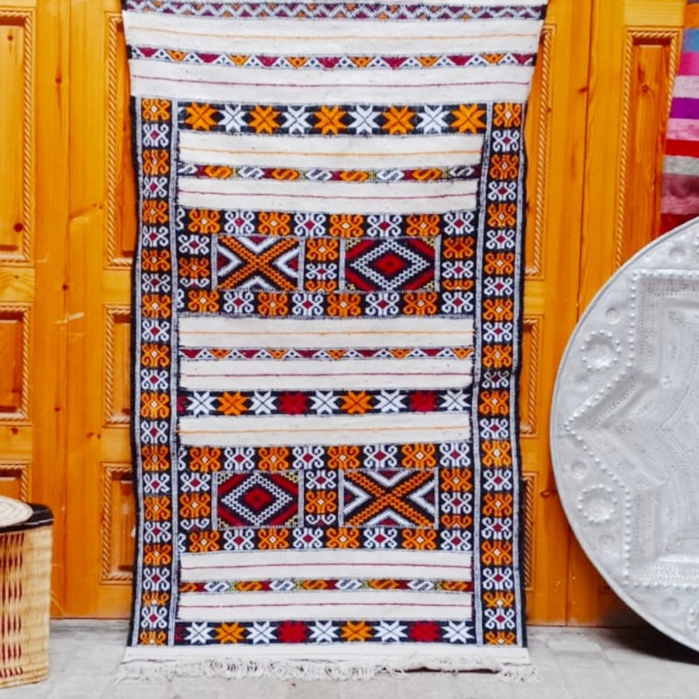 Etsy Fatirugsberber Cactus Silk Area Rug