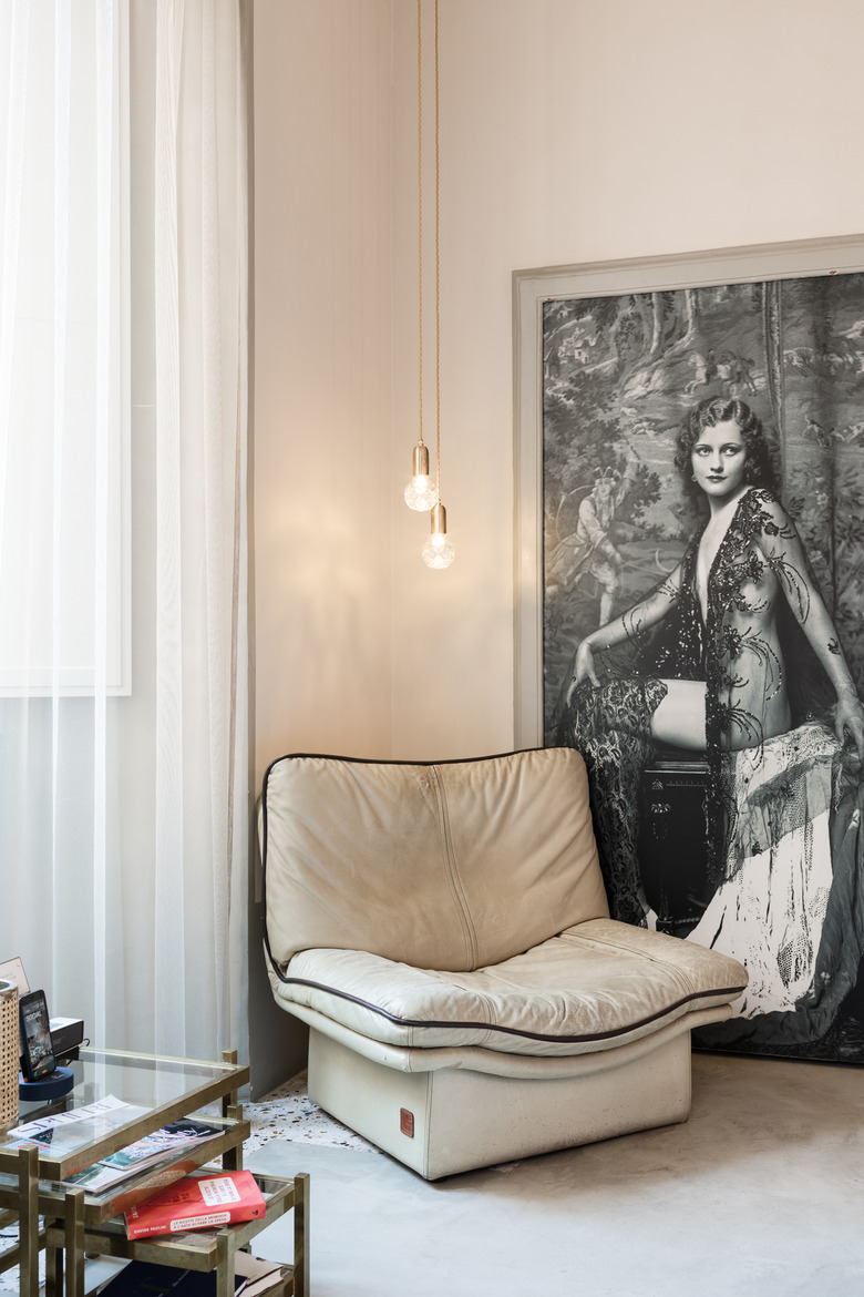 left corner apartment