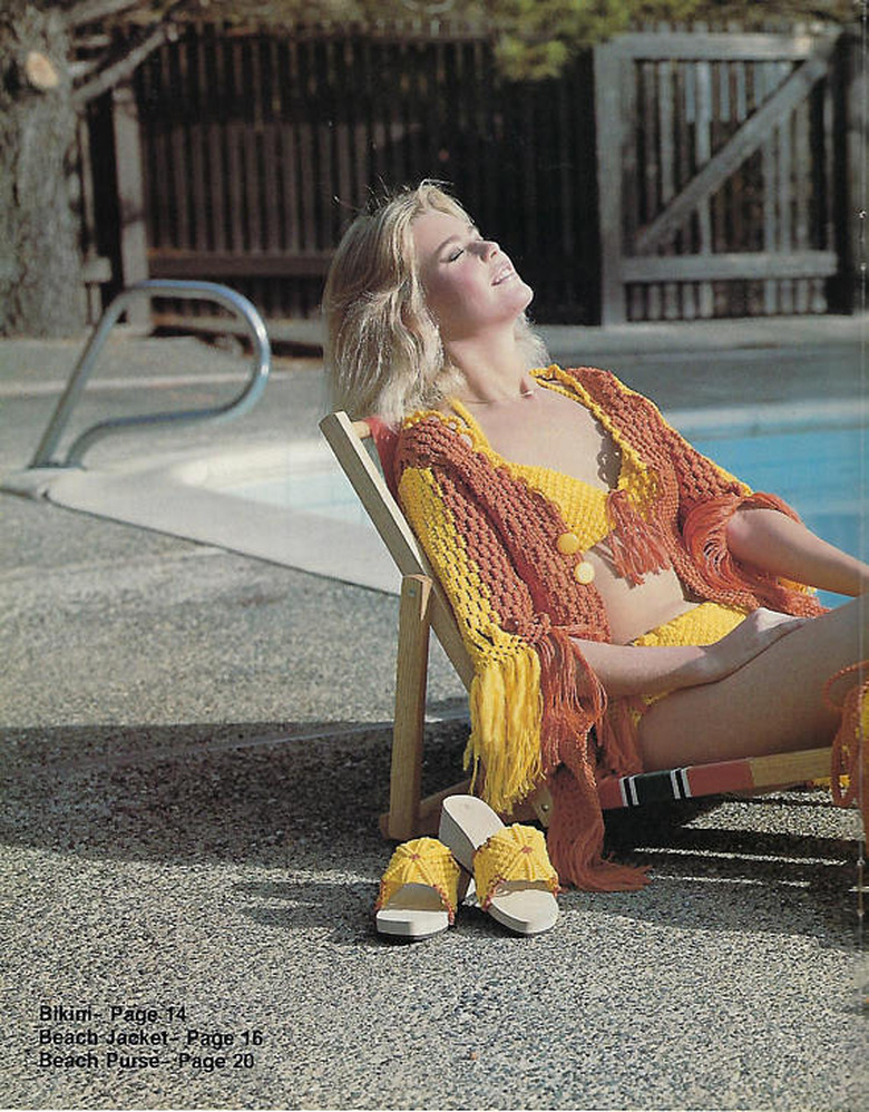 A page from a 1970s macrame pattern book called Now Fashions in Macrame.