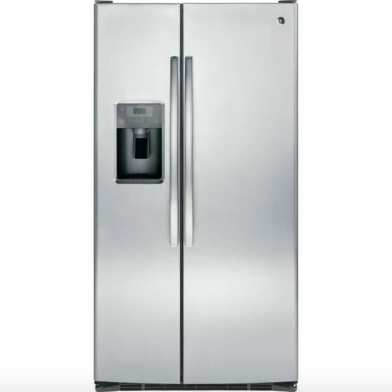 GE 25.3 Cubic Feet Side-by-Side Refrigerator