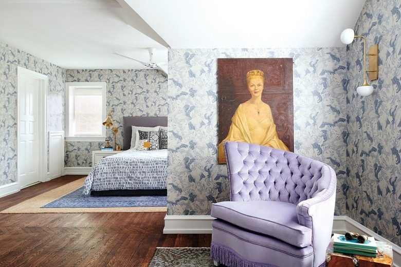 light blue and lilac sitting area