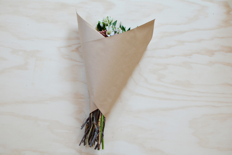 How to Wrap Flowers