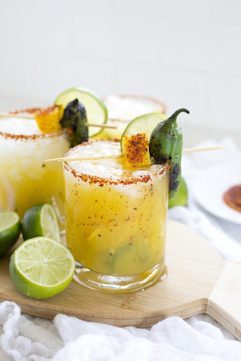 spicy mango jalapeno margarita