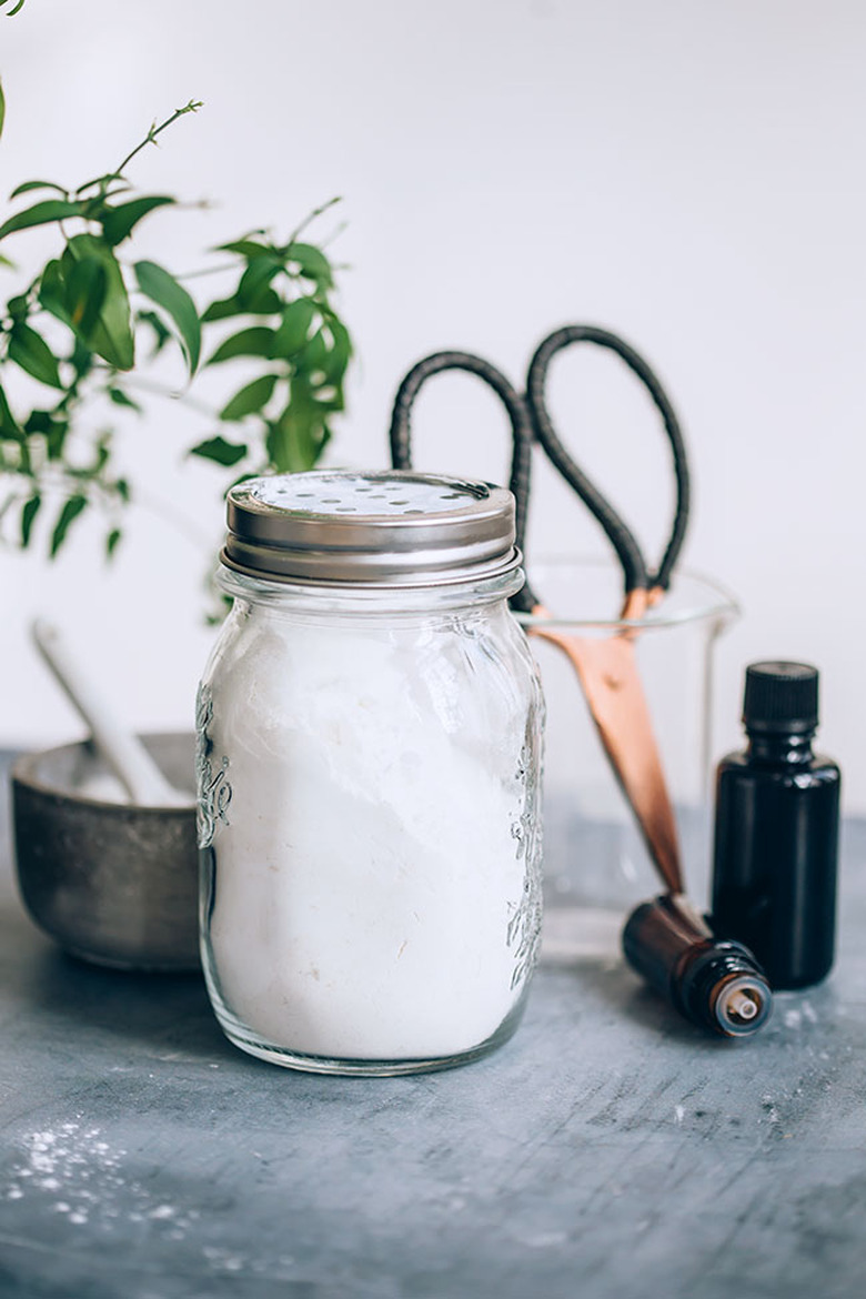 Baking soda carpet refresher in a mason jar