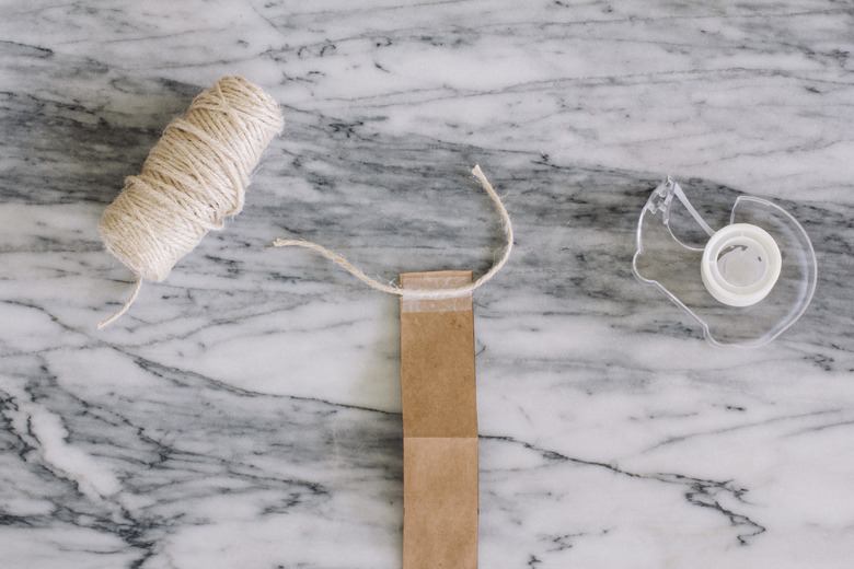 How to Make Your Own Flypaper