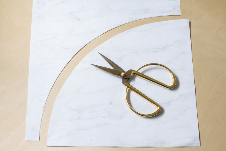 Arc shape cut out of paper