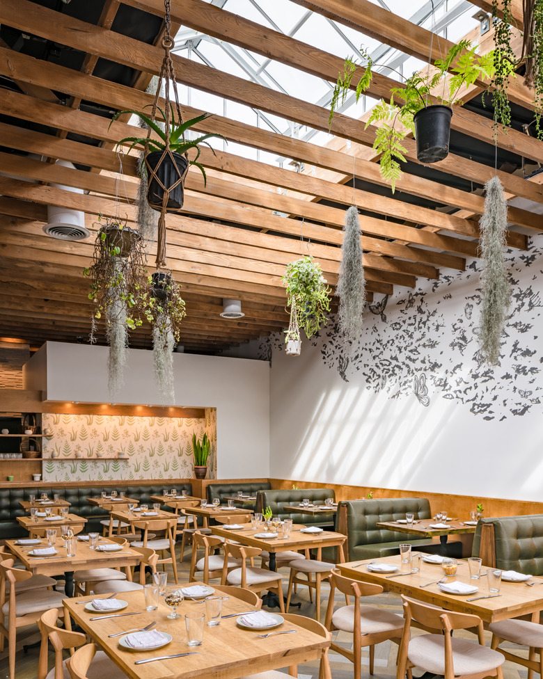 The Mar Vista dining room.