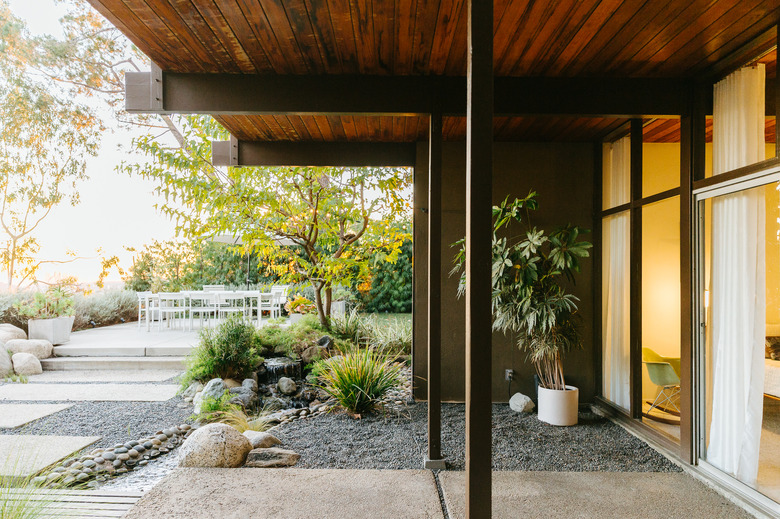Midcentury Post-and-Beam Home Tour in Pasadena
