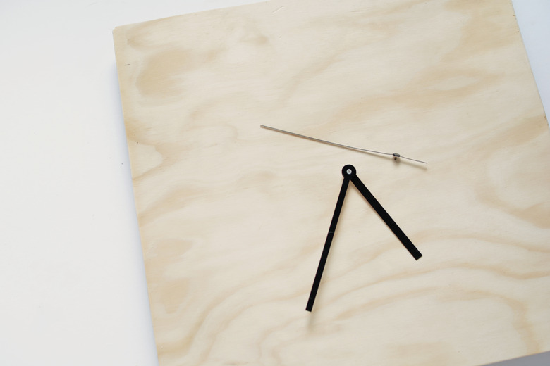 DIY plywood clock