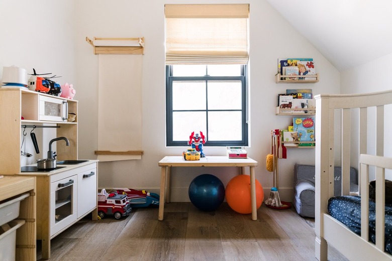 Kid's bedroom with crib