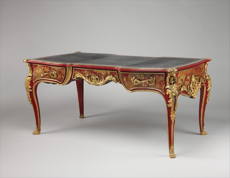 rococo style table