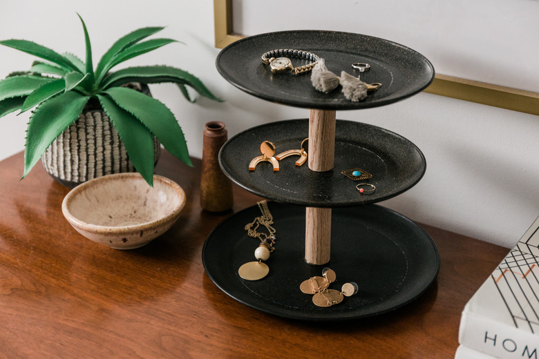 Jewelry three-tier stand