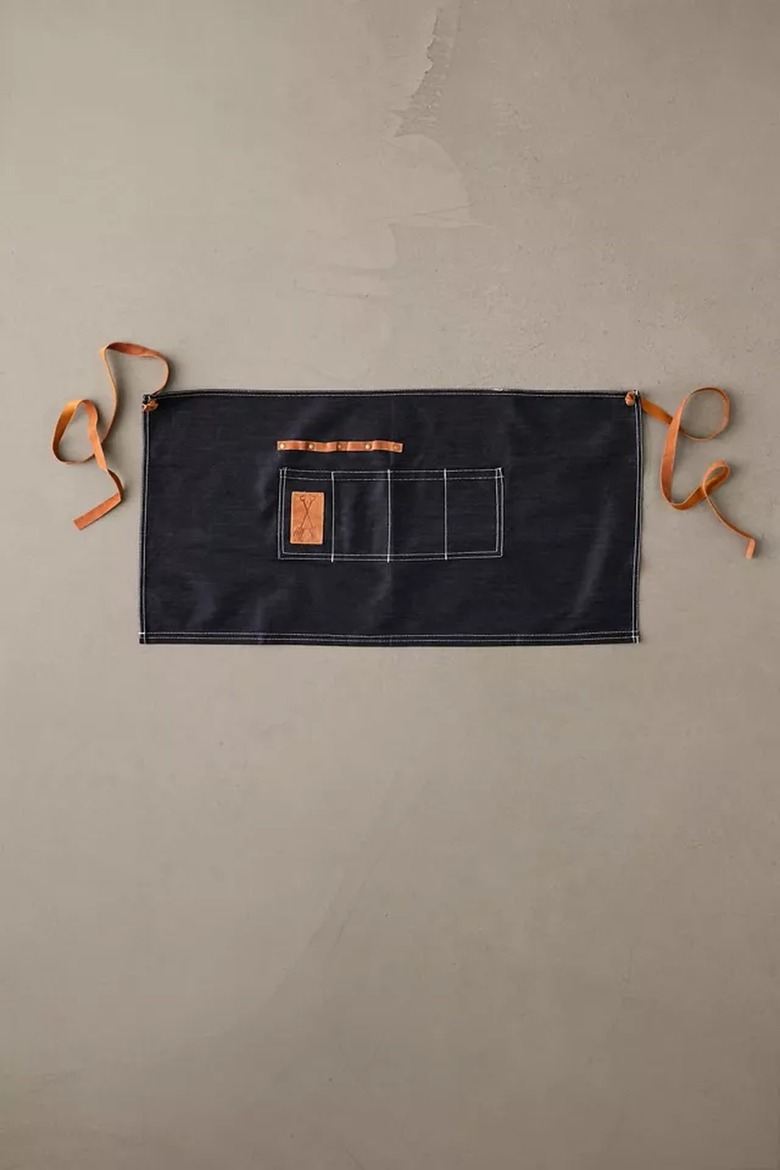 overhead photo of garden waist apron