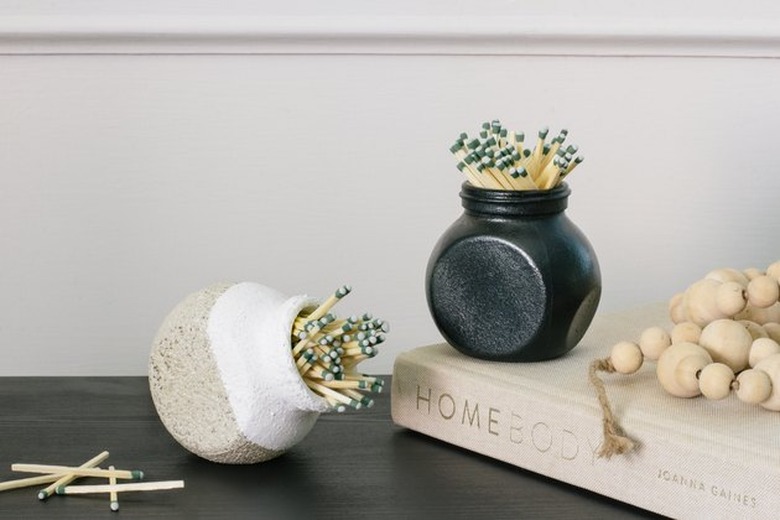 Turn an IKEA Rajtan spice jar into a trendy match striker.