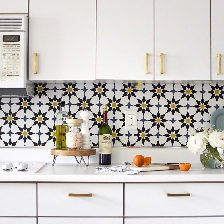 Kitchen Wallpaper Backsplash Idea by Delineate Your Dwelling