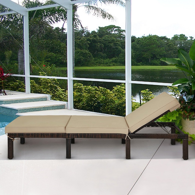 Rattan chaise lounge