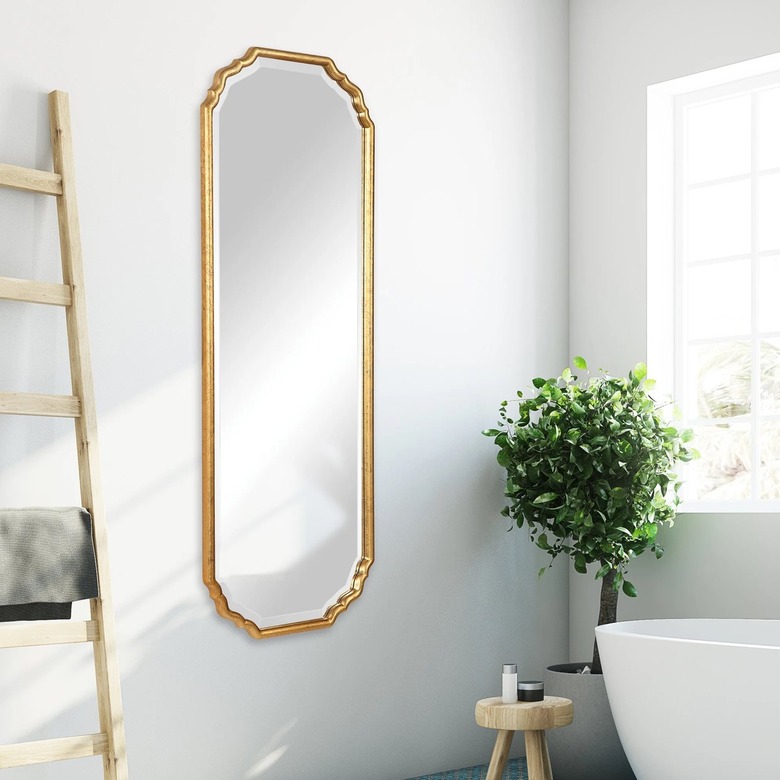 vintage-inspired long mirror