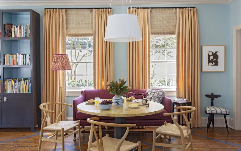 dining room with blue walls