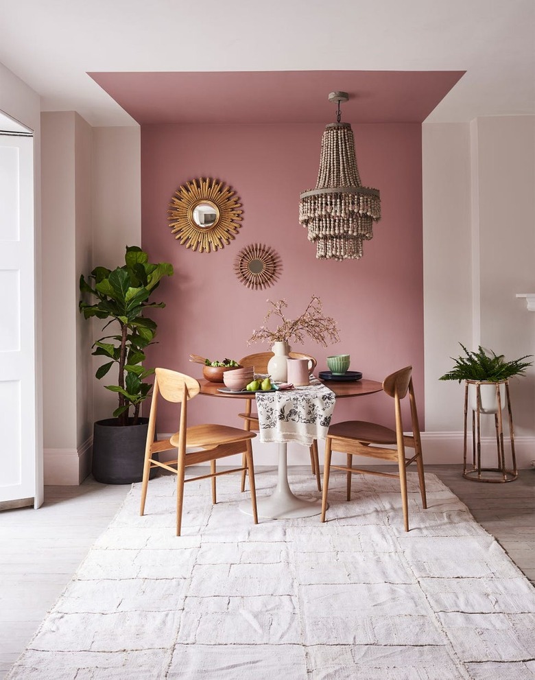 Mauve pink bedroom top