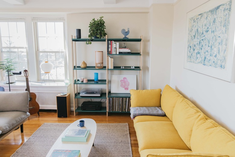 Floyd sustainable shelf