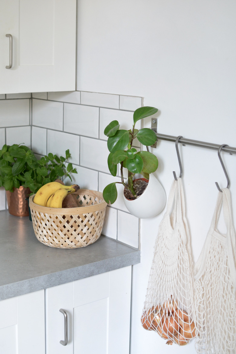 How to Style Your Kitchen Countertops
